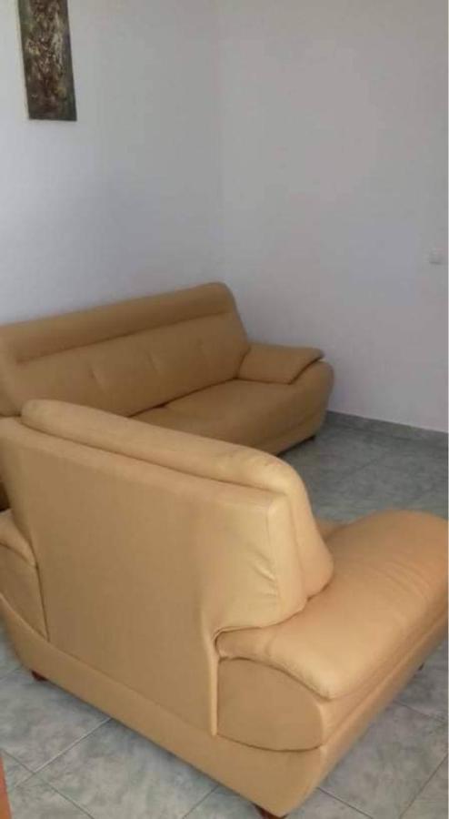Apartamento T1 Mobilado Com Wi-Fi 普拉亚 外观 照片